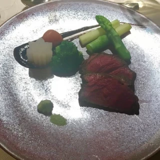 お肉料理
