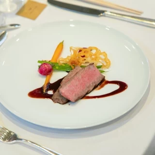 お肉料理