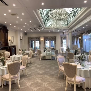 本館披露宴会場