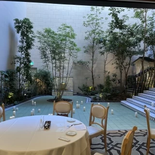 室内でありながら、開放感のあるガーデン