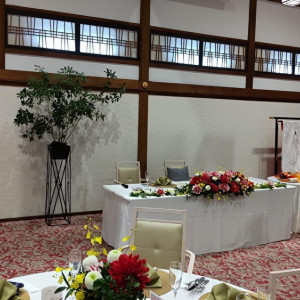 メインテーブル|639044さんの大國魂神社 結婚式場の写真(2282058)