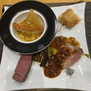 お肉は少しランクアップしましたが十分美味しい