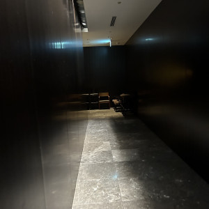 エレベーターから会場までの廊下|639449さんのXEX TOKYO（ゼックストウキョウ）の写真(1628215)