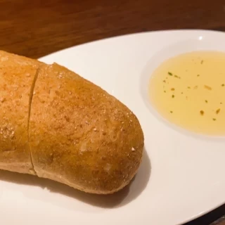 オリーブにつけながら食べました。美味しかったです。