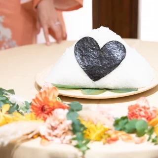 おにぎりバイト用のビッグおにぎり