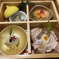 八寸は見た目も綺麗で◎