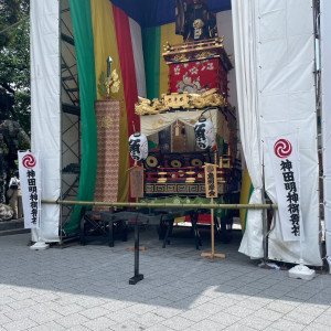 神田祭に立てられる山車です。期間がタイミング良が撮れました。|639666さんの神田明神 明神会館の写真(1834577)