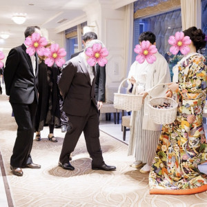 プチ菓子は新郎新婦各ご当地菓子か梅干しから選択制でした|639755さんの東郷神社・ルアール東郷／ラ・グランド・メゾン HiroyukiSAKAIの写真(1687728)