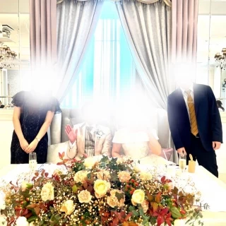 披露宴会場
新郎新婦の座席です。