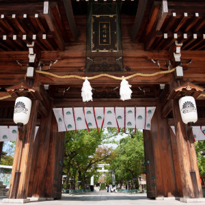 湊川神社正門|640244さんの湊川神社 楠公会館の写真(1939260)