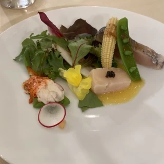 色鮮やかで華やかなお魚料理