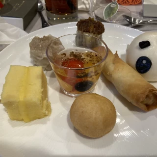 飲茶バイキング最高でした