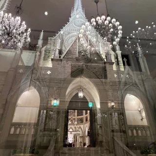 チャペル外観（夜）