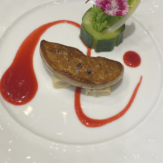 フォアグラが特徴的です