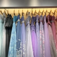 ドレスサロン