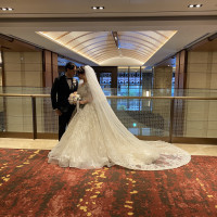 結婚式が始まる前の東京會館ロビー上での撮影