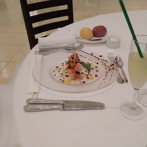 白のクロスだったので料理の色がとても映えます。|640931さんのマリーゴールド迎賓館（営業終了）の写真(2434892)