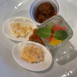 子供用の食事