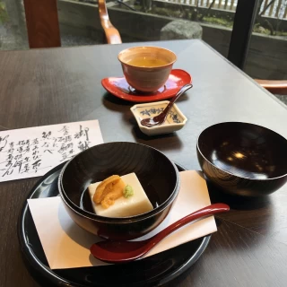 奈良吉野本葛胡麻豆腐(ウニ)