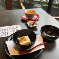 奈良吉野本葛胡麻豆腐(ウニ)
