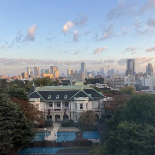 前泊か後泊がプレゼントです