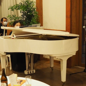 ピアノ、演出にも使ったうぇでいんぐ|641226さんのVILLA de ESPOIR  ～エスポワール～の写真(2213033)