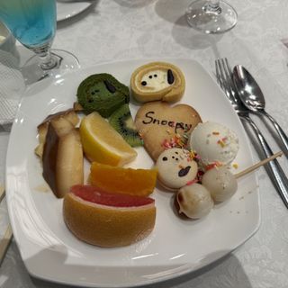 デザートビュッフェ