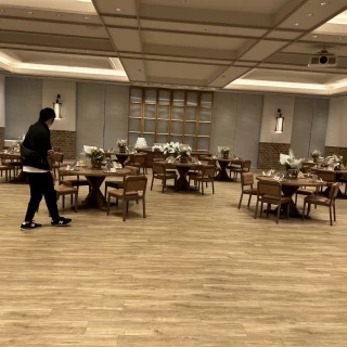 モダン基調の会場
広々としてました