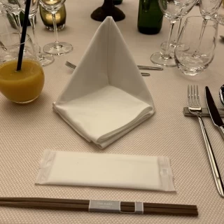 テーブル