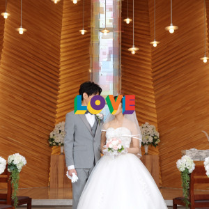 記念撮影|641528さんの小さな結婚式 ロイヤルパインズホテル浦和チャペルの写真(1839007)