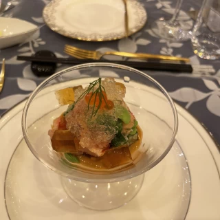 前菜で出てきたお料理。とてもおいしかったです！