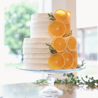 オレンジメインのケーキ