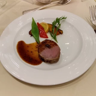 お肉料理