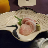 料理　鶴のお皿が綺麗
