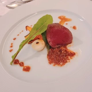 メインのお肉です