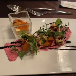 試食のサラダ、めっちゃ美味しい！