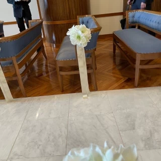 当日チャペル椅子装飾