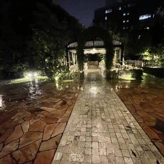 ガーデンチャペル