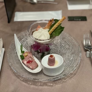 前菜
アイスプラントが珍しい