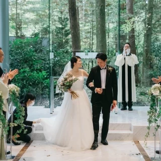 新郎新婦退場