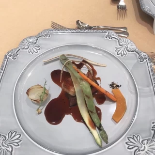 フォアグラと牛肉のステーキ