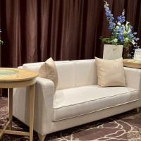 新郎新婦のソファ高砂