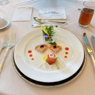 試食