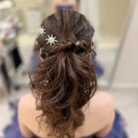 カラードレスでのヘアセット