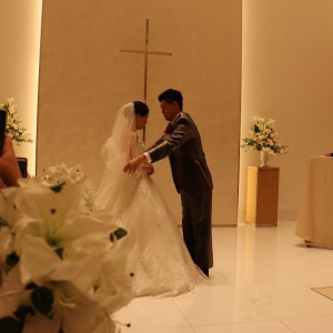 誓いのキスは照明が落ちていい雰囲気に|644997さんのホテルガーデンパレス@GARDEN（営業終了）の写真(1673623)