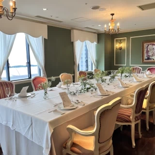20名程度の会食におすすめな会場です。