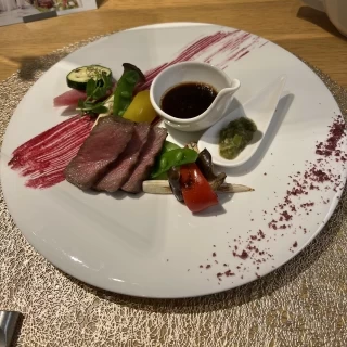 お肉は柔らかく、野菜は無駄な味付けが無い素材本来の味付け
