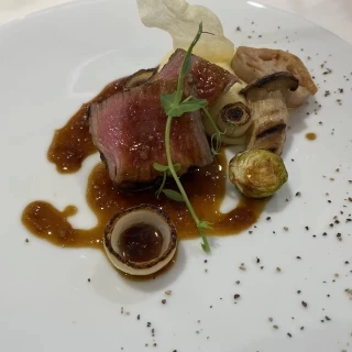 お肉料理が特に素晴らしかった。