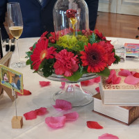 お花屋さんと打合せで各テーブルのコーディネートをしました
