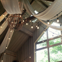 挙式会場　barnの天井